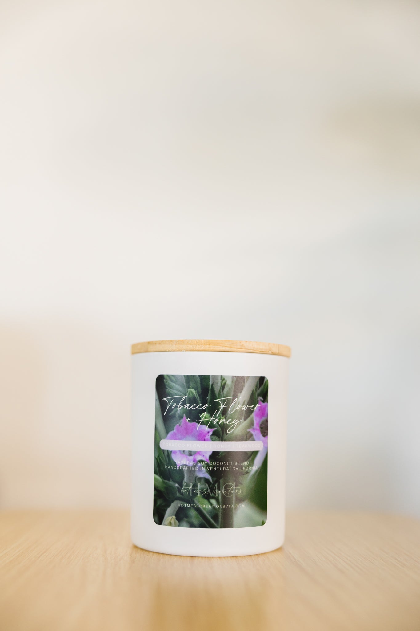 Tobacco Flower & Honey Candle – Warm & Earthy Aroma | Garden Collection