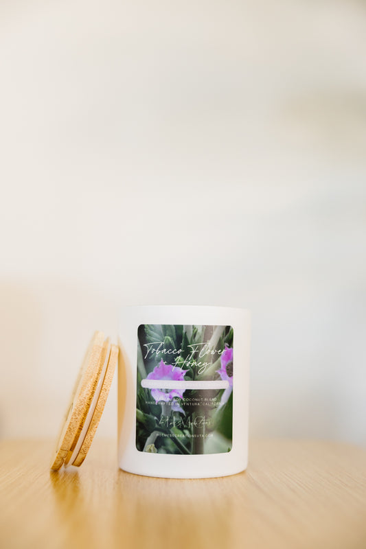 Tobacco Flower & Honey Candle – Warm & Earthy Aroma | Garden Collection